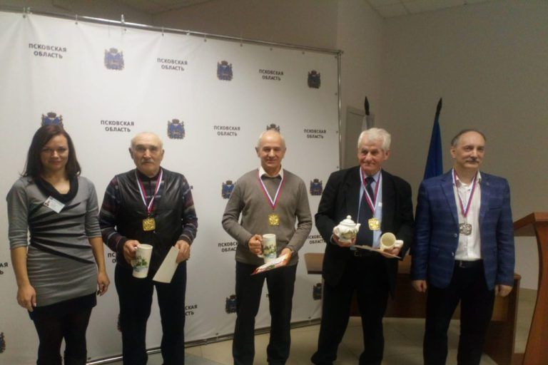 Великолукские шахматисты оказались лучшими в области (ФОТО)