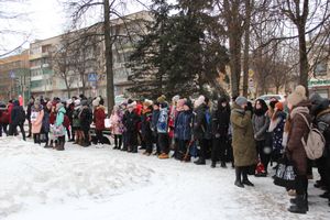 Великолучане почтили память героев-десантников