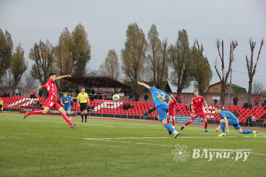 Матч «Луки-Энергия» - «Долгопрудный» на стадионе «Экспресс» (ФОТО)