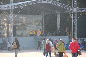 В Великих Луках прошла универсальная осенняя ярмарка (ФОТО)