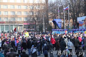 В Великих Луках состоялся торжественный митинг в честь Дня народного единства (ФОТО)