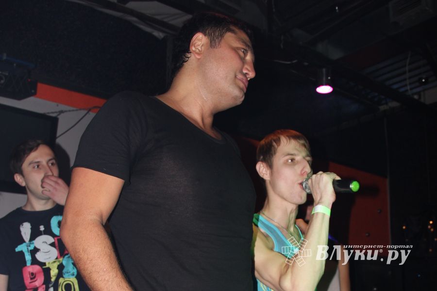 В Великих Луках прошел кастинг на Дом-2 (фото 18+)