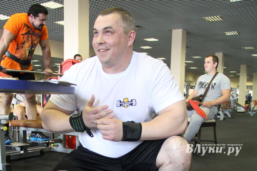 Первенство города по классическому жиму штанги и армлифтинг