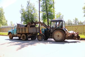 Фотофакт: пр-т Гагарина чистят