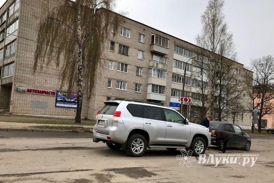 ДТП на Октябрьском (ФОТО)