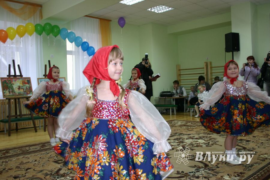 Губернатор области принял участие в торжественной церемонии открытия нового детского сада (ФОТО)