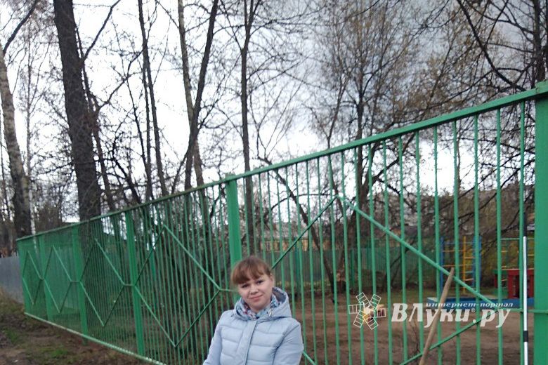 Воспитатели детского сада №16 вышли на субботник (ФОТО)