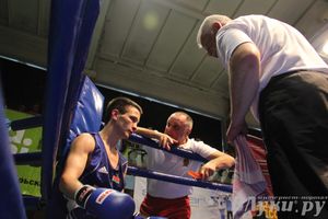 В Великих Луках состоялась матчевая встреча по боксу