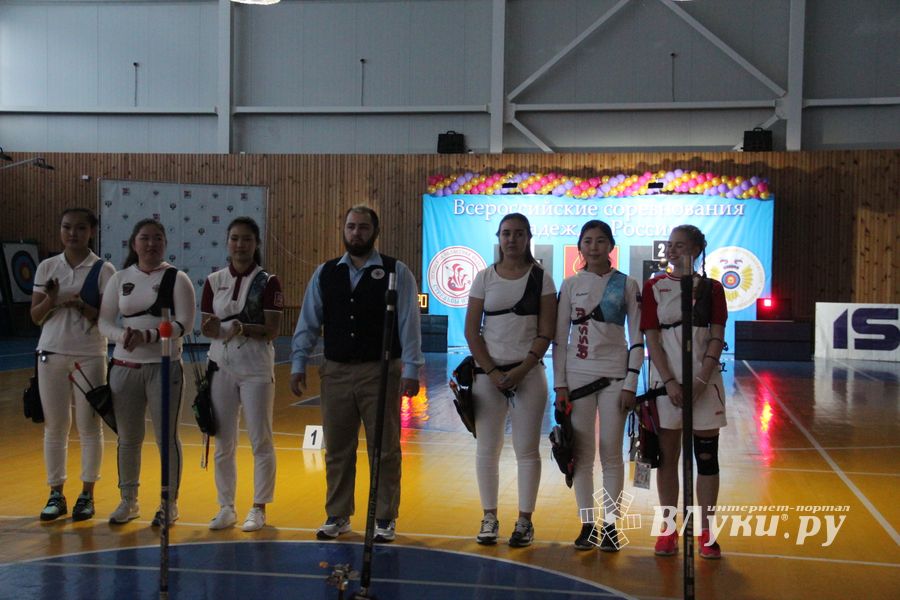 В Великих Луках завершились соревнования по стрельбе из лука «Надежды России» (ФОТО)