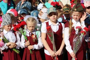 Юные великолучане почтили память бойцов Великой войны (ФОТО)