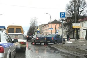 Фотофакт: ДТП на проспекте Октябрьском 