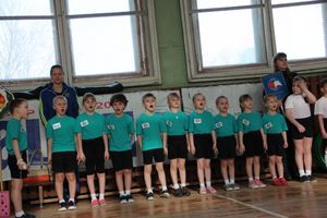 В Великих Луках стартовали спортивные соревнования среди дошколят «Юные олимпионики»