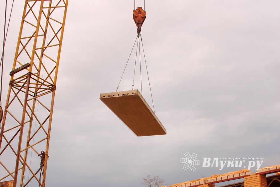 Новую школу на Гагарина в Великих Луках начинят технологиями (ФОТО)