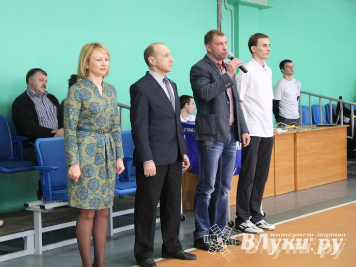 В Великих Луках прошли международные соревнования по волейболу (фото)