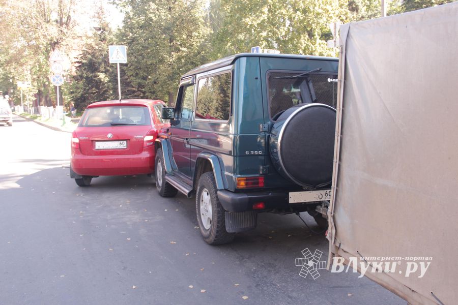 ДТП на Октябрьском в Великих Луках (ФОТО)