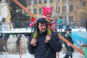 Широко отметили Масленицу в Великих Луках (ФОТО)