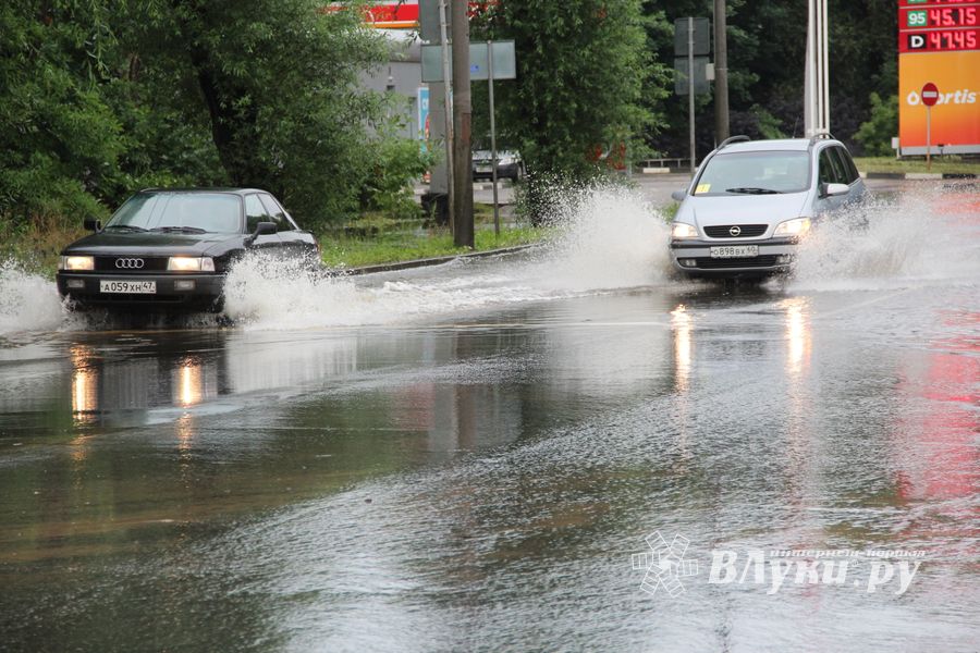 Великие Луки вновь подтопило (ФОТО; ВИДЕО)