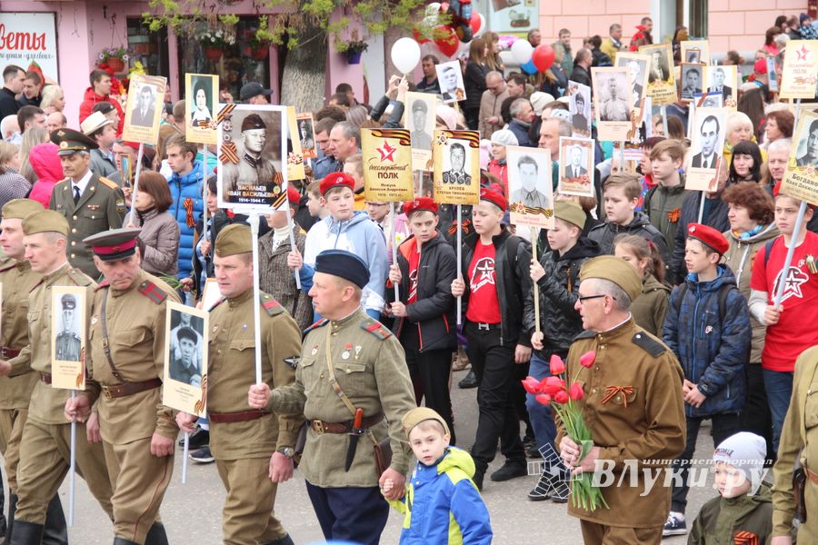 В Великих Луках отмечают День Победы (ФОТО)