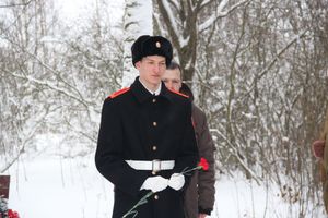 Никто не забыт: в Великих Луках благоустроили могилу неизвестного солдата (ФОТО)