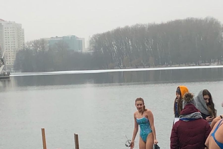 Великолучанка привезла золото с Чемпионата Белоруссии по зимнему спортивному плаванию (ФОТО)