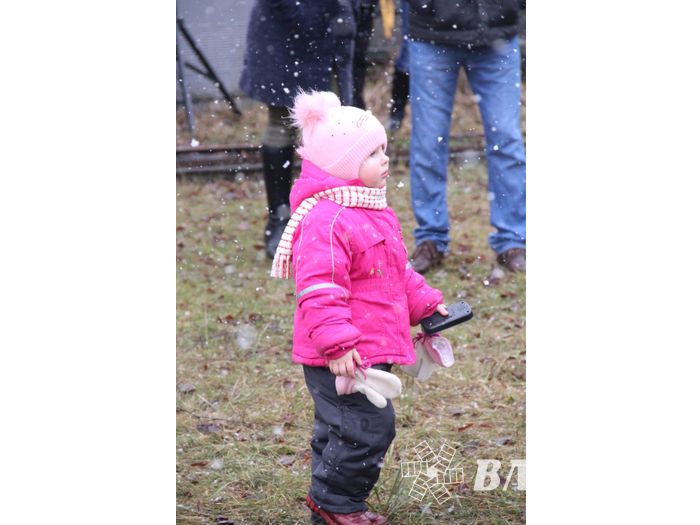 В Великих Луках сожгли Масленицу (фото)