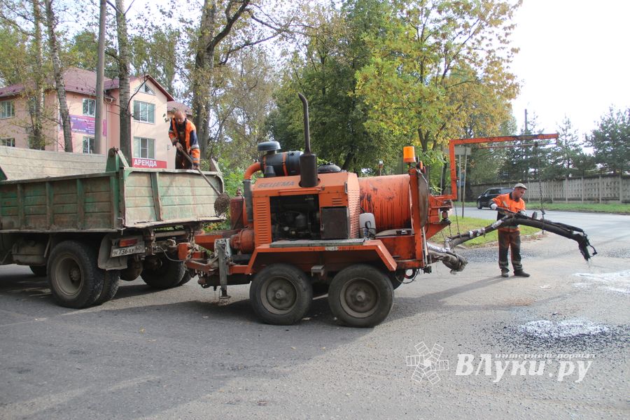 На Нелидовской затруднено движение (ФОТО)