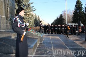90-летие со дня рождения Александра Матросова. Митинг и возложение цветов к памятнику
