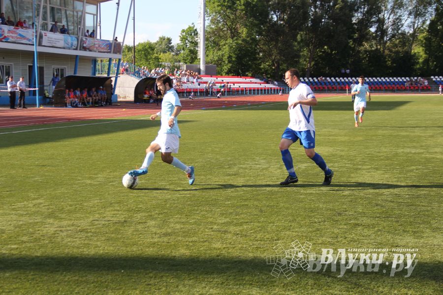 В Великих Луках состоялся матч Первенства СЗФО по футболу между командами «Луки-Энергия» и «Химик»