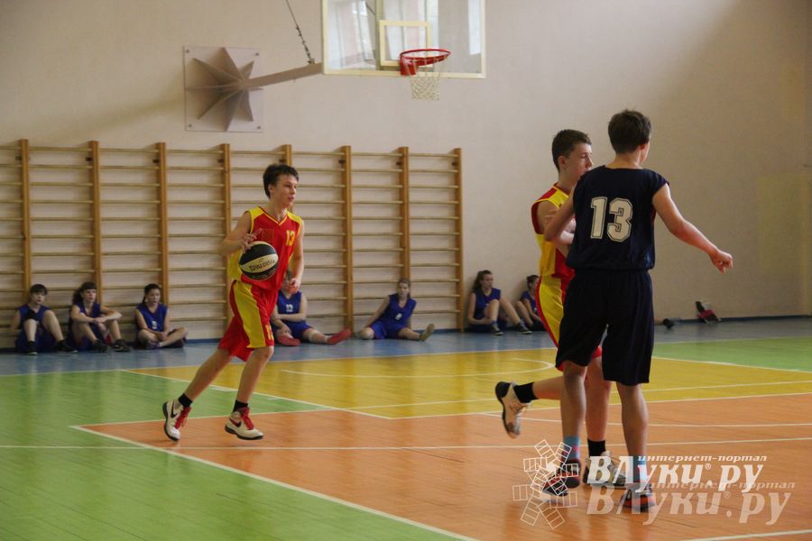 Игра 29 марта Великие Луки — Псков (юноши)