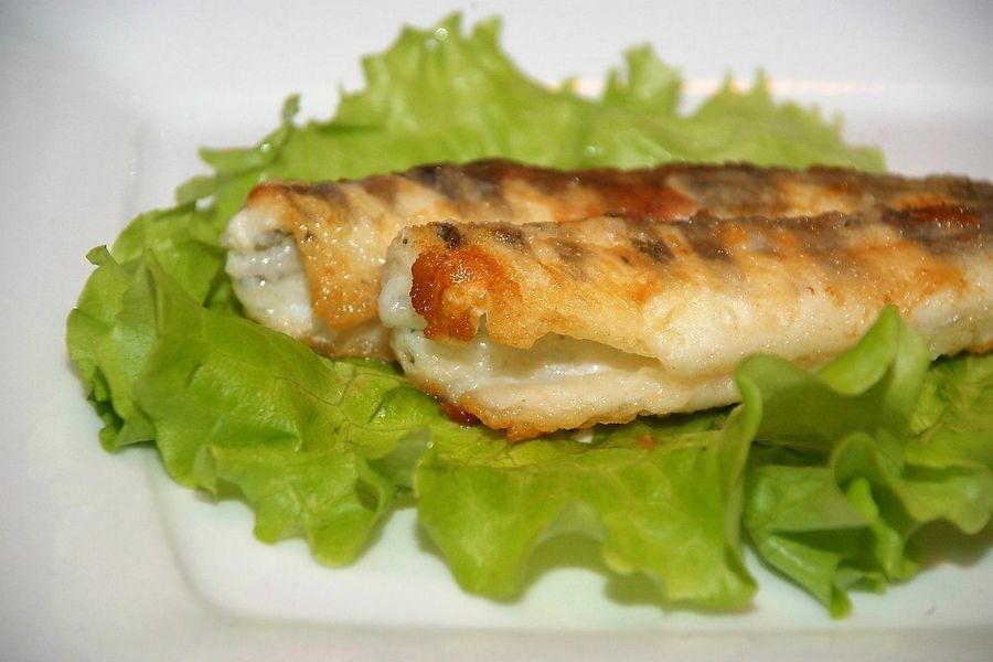 8 марта прекрасных дам приглашают в «Гости»  (ФОТО)