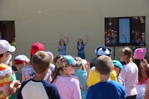 В Великих Луках отмечают День защиты детей 