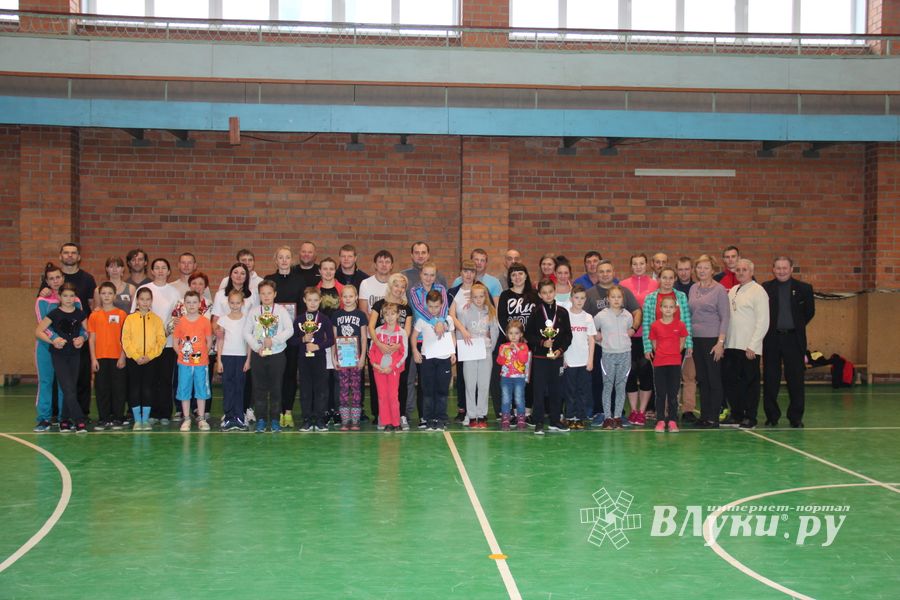 Конкурс «Папа, мама, я - спортивная семья» прошел в Великих Луках (ФОТО)