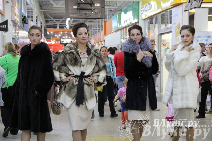 Торговый центр «Апельсин» отметил День рождения