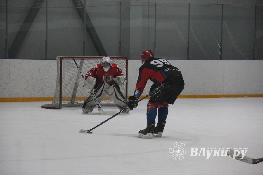 ХК «Экспресс» одержал победу над ХК «Евро-Керамика» в рамках НХЛ (ФОТО)