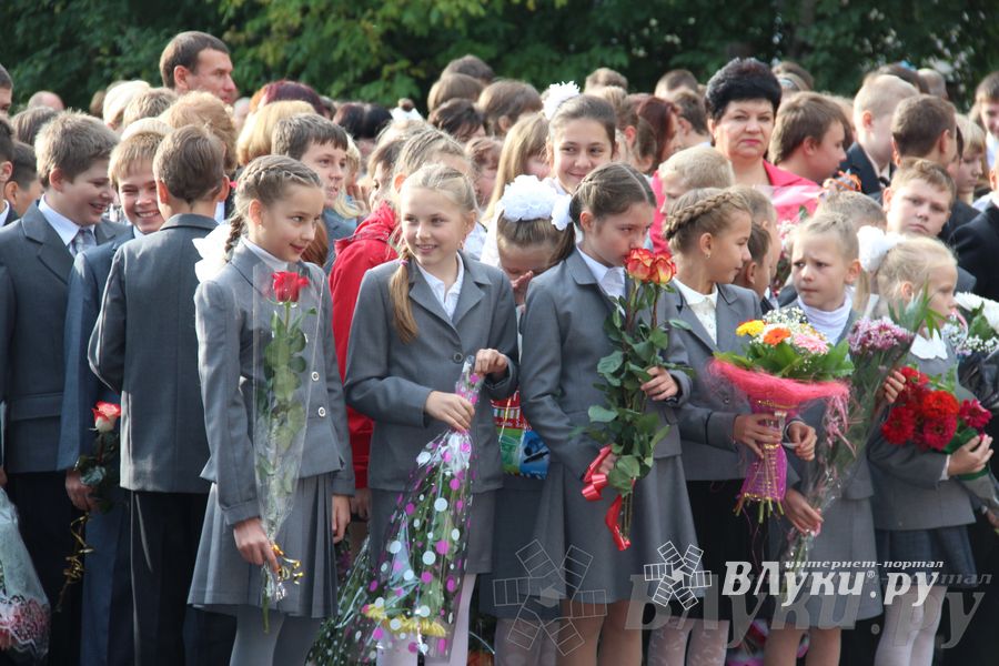 День знаний в школах города