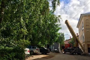 В Великих Луках продолжается ремонт дворов (ФОТО)