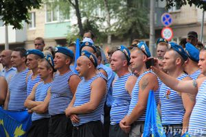 День ВДВ в Великих Луках