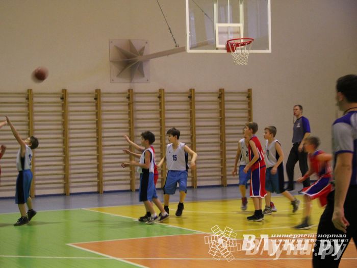 Великолукские баскетболисты стали победителями междугородних соревнований по баскетболу
