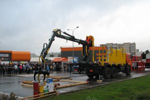 Международный конкурс профессионального мастерства «Лучший оператор гидроманипулятора – 2014»