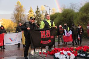 Великие Луки посетили участники мотомарша «Дороги Победы 2021 — дорога домой!» (ФОТО)