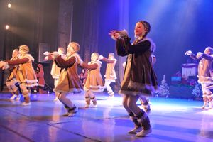 В ГДК им. Ленина встречают Новый год (ФОТО)