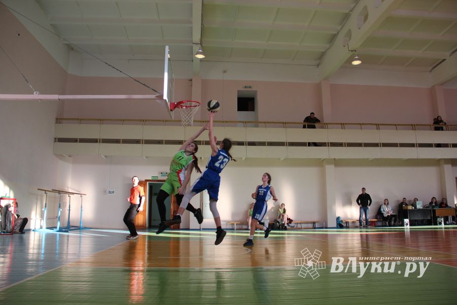 Велуколучанки стали победителями на Традиционном турнире по баскетболу (ФОТО)