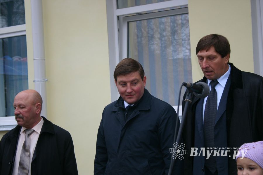 Губернатор области принял участие в торжественной церемонии открытия нового детского сада (ФОТО)