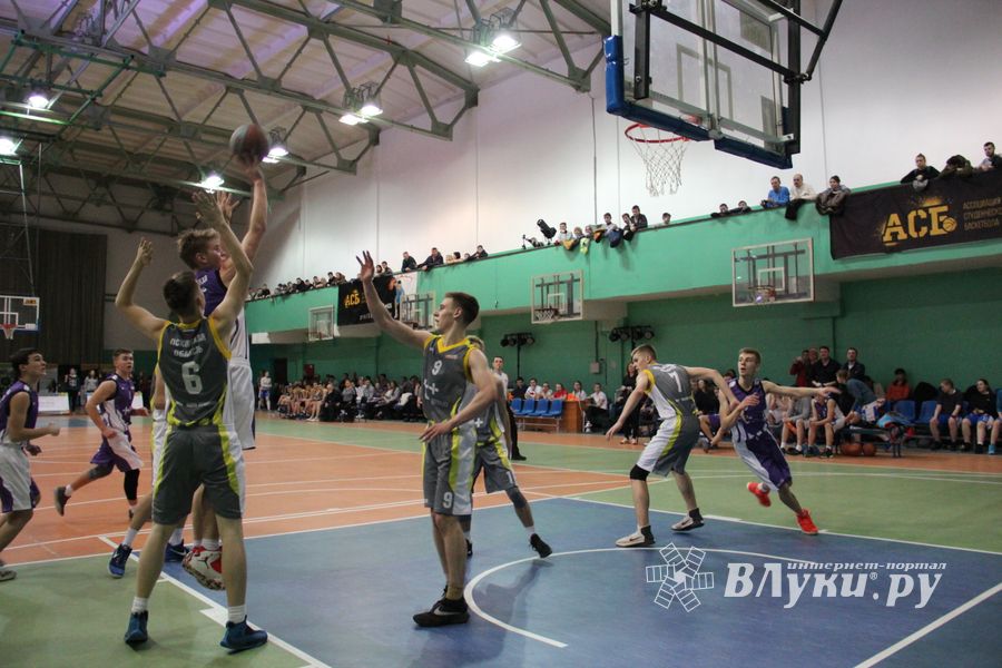 Великолучане стали вторыми в региональном финале Чемпионата ШБЛ «КЭС-БАСКЕТ» (ФОТО)