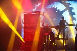 Состоялся концерт братьев Сафроновых «Империя иллюзий» (фото)