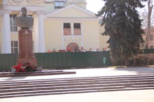 В театре не могут быть пластиковые окна... (фото)