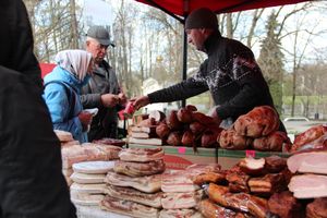 В Великих Луках прошла ярмарка «Весна - 2022» (ФОТО)