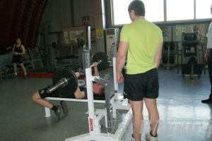 Соревнования по Русскому жиму штанги