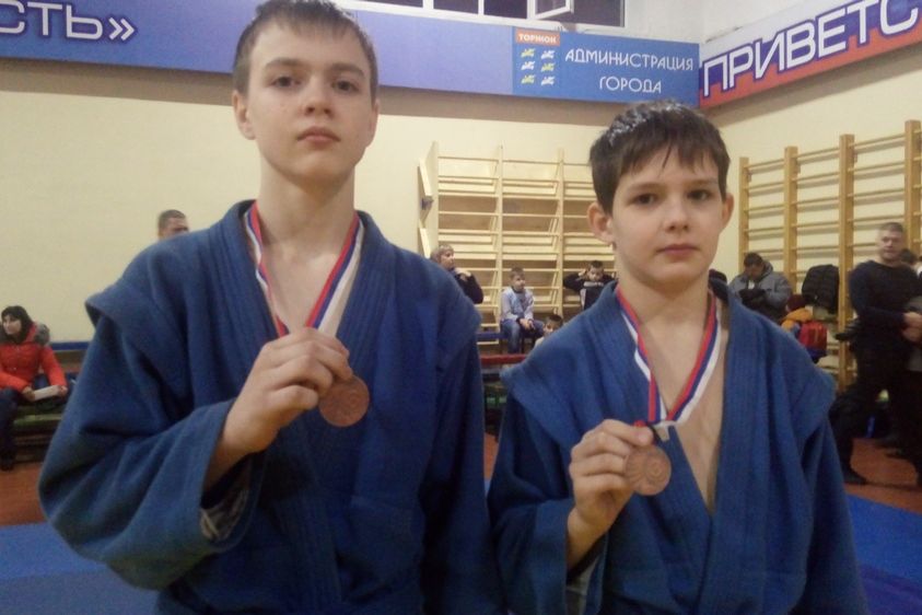 Великолукские самбисты привезли «бронзу» из Торжка (ФОТО)