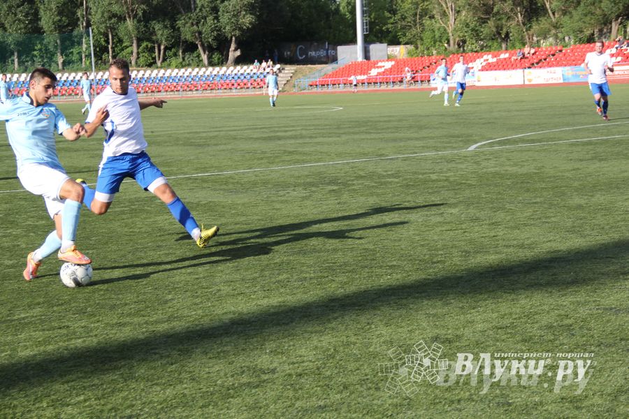 В Великих Луках состоялся матч Первенства СЗФО по футболу между командами «Луки-Энергия» и «Химик»